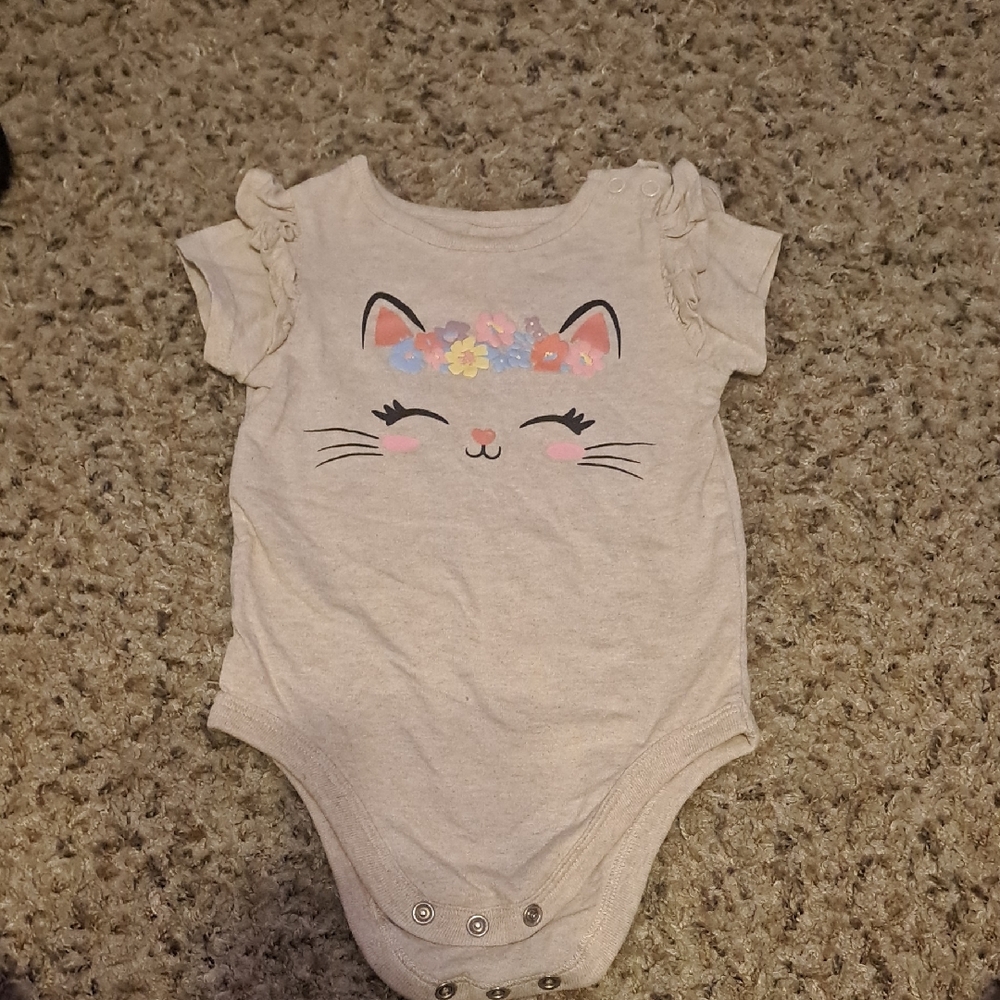 5 For 25$ Garanimals Adorable Cat Face Baby Onesie Baby Size 12 Months Beige
